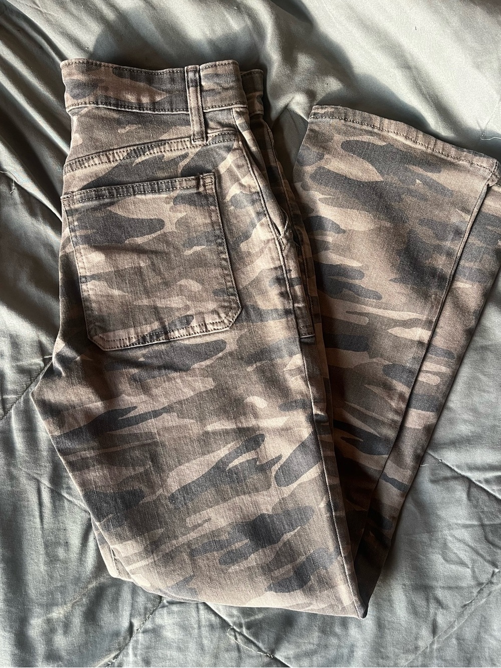 Lucky Brand Olive and Tan Camo Pants